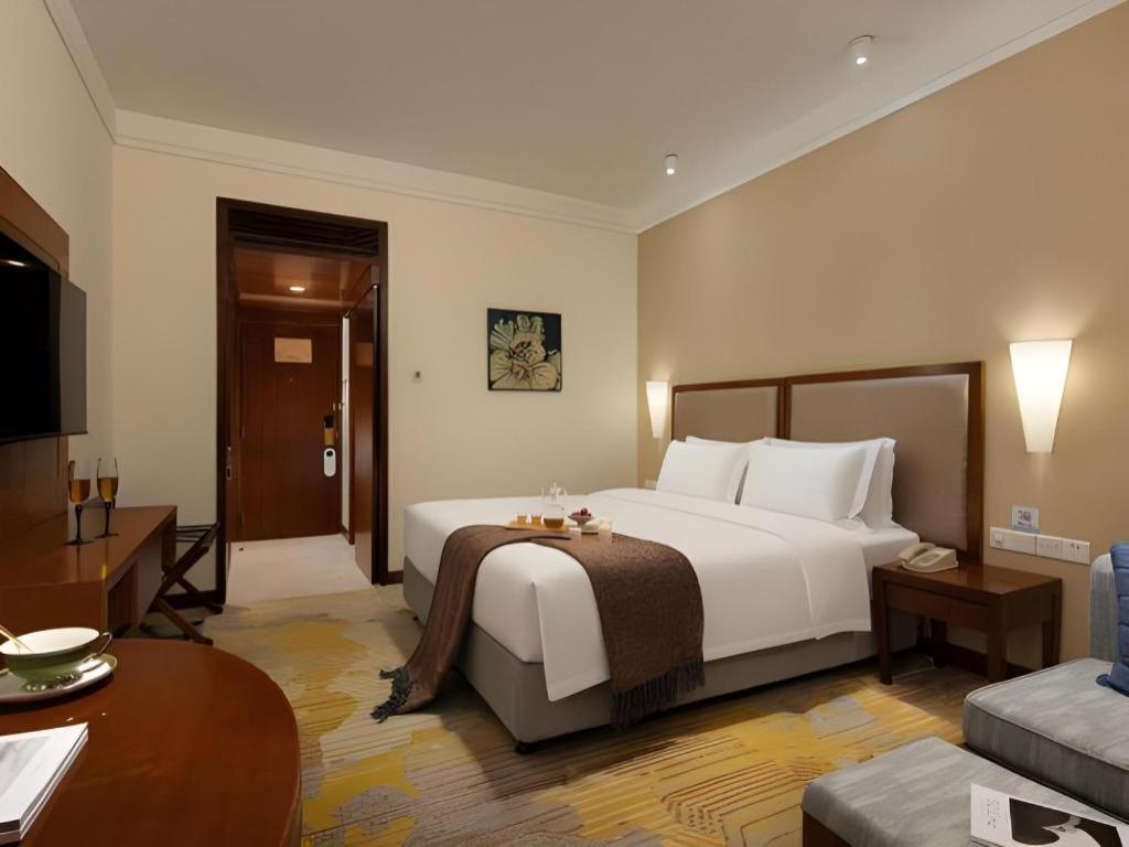 Baohua Harbour View Hotel Хайкоу Екстер'єр фото