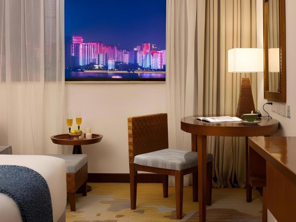 Baohua Harbour View Hotel Хайкоу Екстер'єр фото