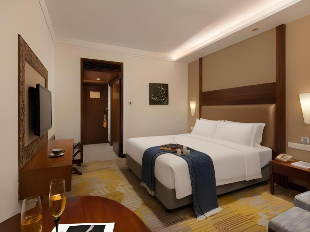 Baohua Harbour View Hotel Хайкоу Екстер'єр фото