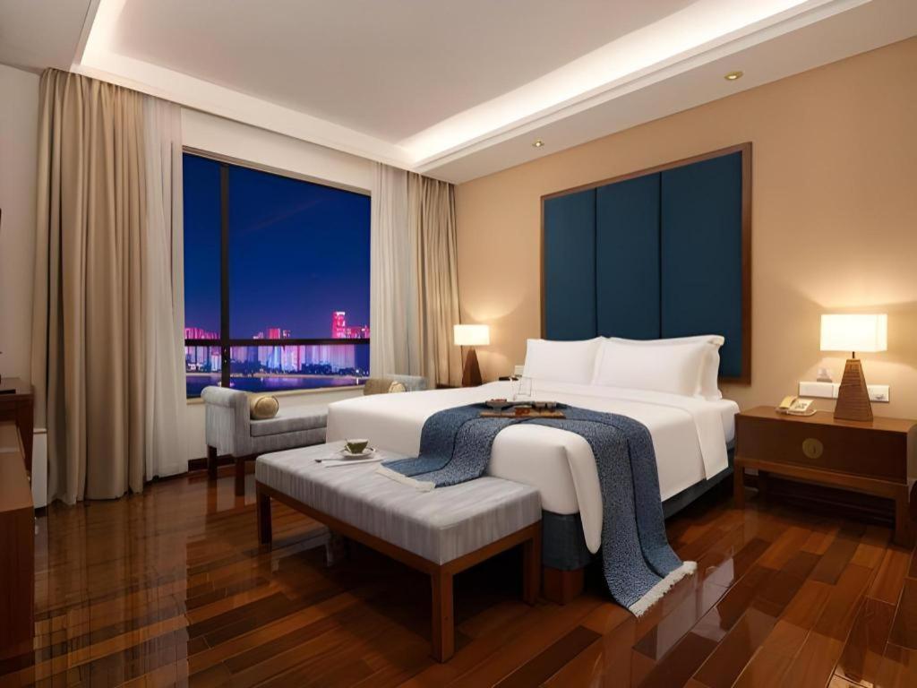 Baohua Harbour View Hotel Хайкоу Екстер'єр фото